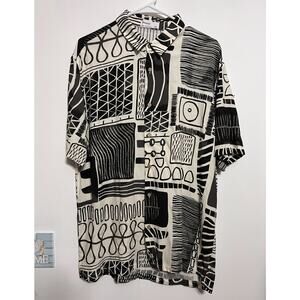 ASOS Bershka Men’s Short Sleeve Button Up Dress Shirt Size Medium Black & White